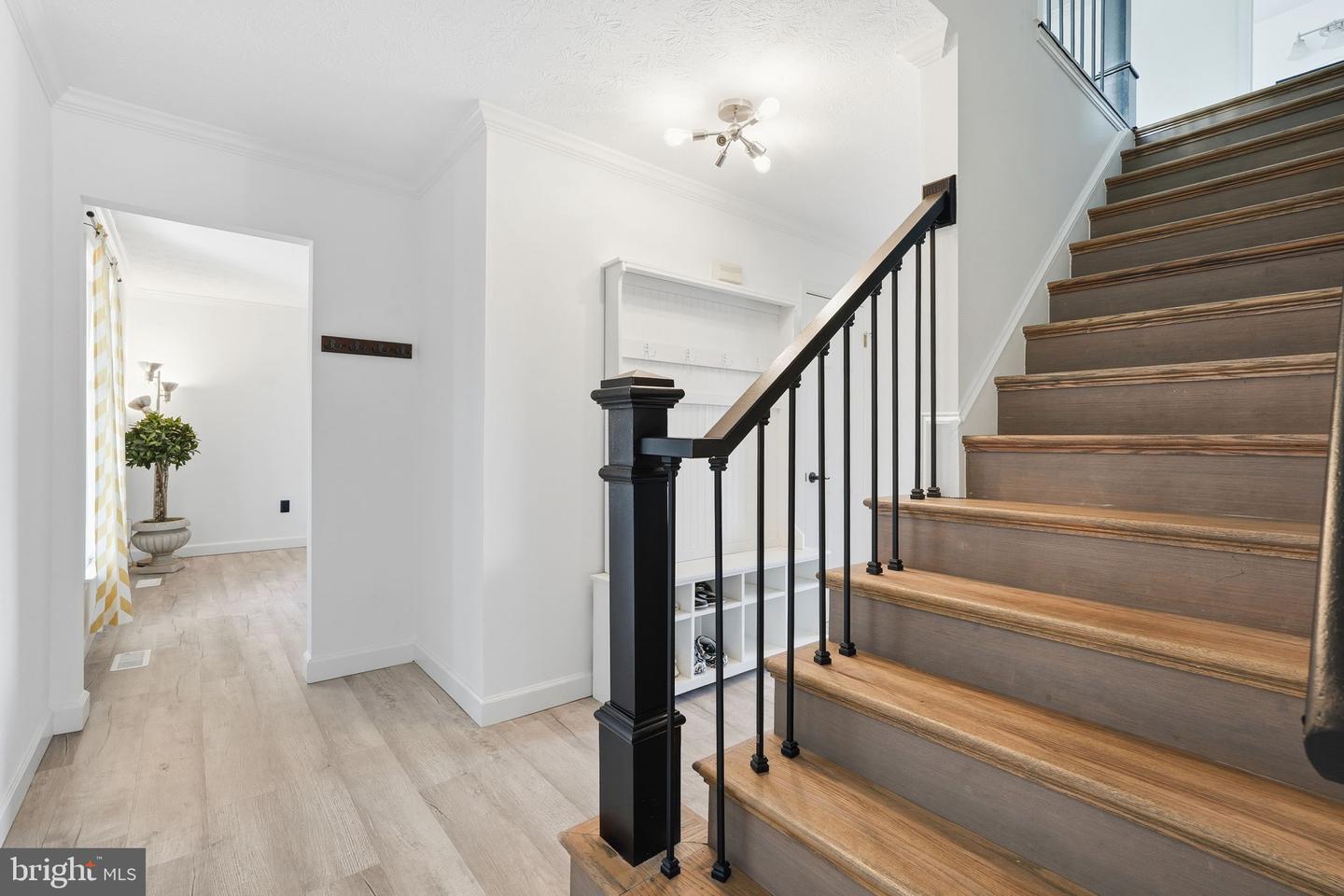 2723 FAIRGROUND RD, FRONT ROYAL, Virginia 22630, 3 Bedrooms Bedrooms, ,3 BathroomsBathrooms,Residential,For sale,2723 FAIRGROUND RD,VAWR2013124 MLS # VAWR2013124