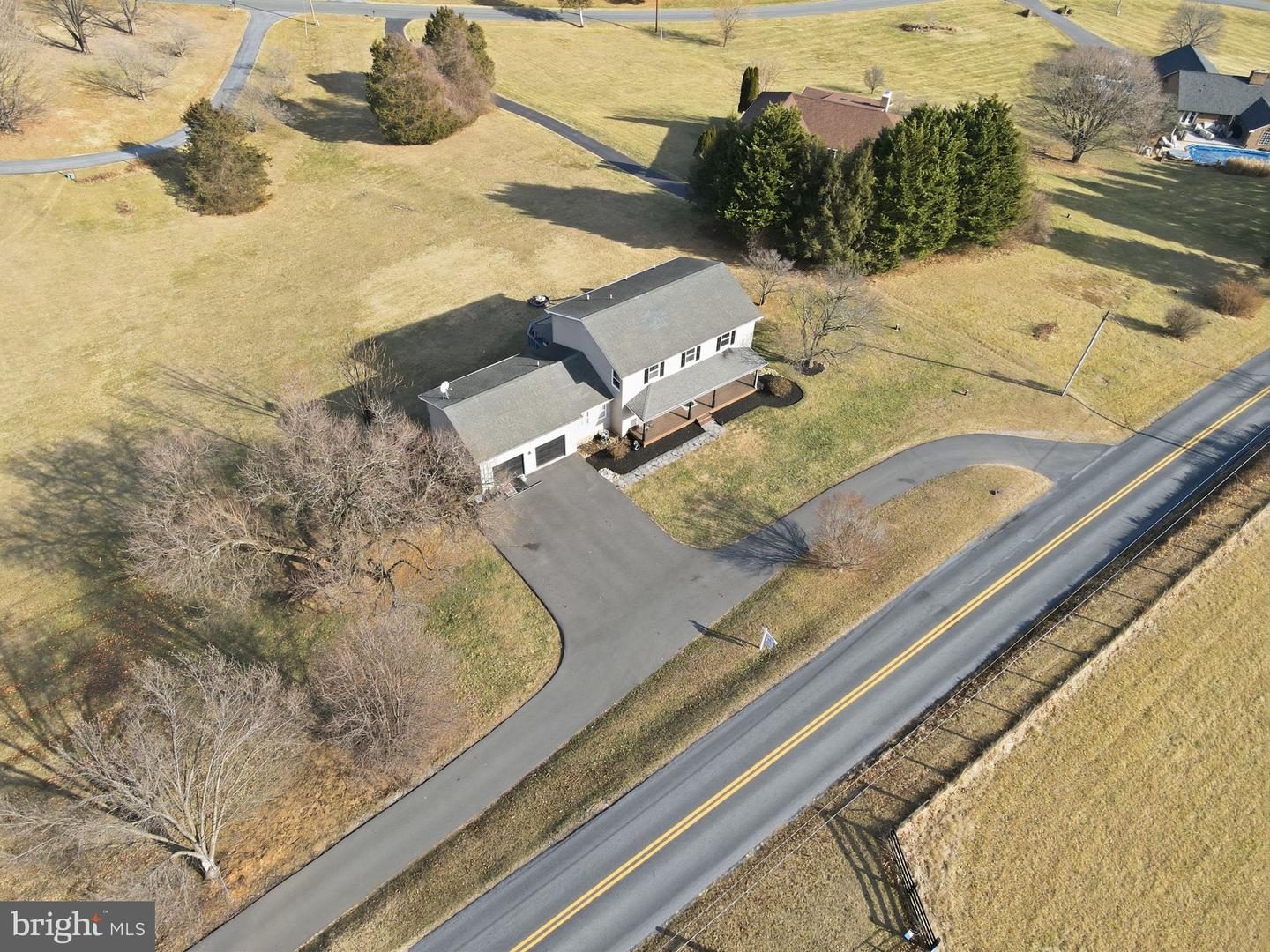 2723 FAIRGROUND RD, FRONT ROYAL, Virginia 22630, 3 Bedrooms Bedrooms, ,3 BathroomsBathrooms,Residential,For sale,2723 FAIRGROUND RD,VAWR2013124 MLS # VAWR2013124