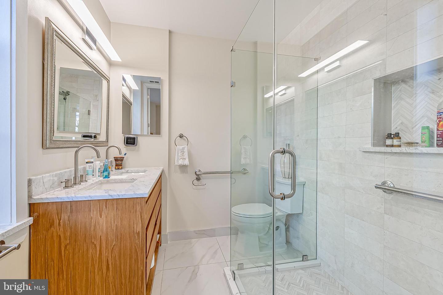 1517 30TH ST NW #C11, WASHINGTON, District Of Columbia 20007, 2 Bedrooms Bedrooms, 9 Rooms Rooms,2 BathroomsBathrooms,Residential,For sale,1517 30TH ST NW #C11,DCDC2241454 MLS # DCDC2241454