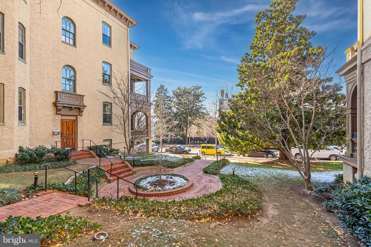 1517 30TH ST NW #C11, WASHINGTON, District Of Columbia 20007, 2 Bedrooms Bedrooms, 9 Rooms Rooms,2 BathroomsBathrooms,Residential,For sale,1517 30TH ST NW #C11,DCDC2241454 MLS # DCDC2241454