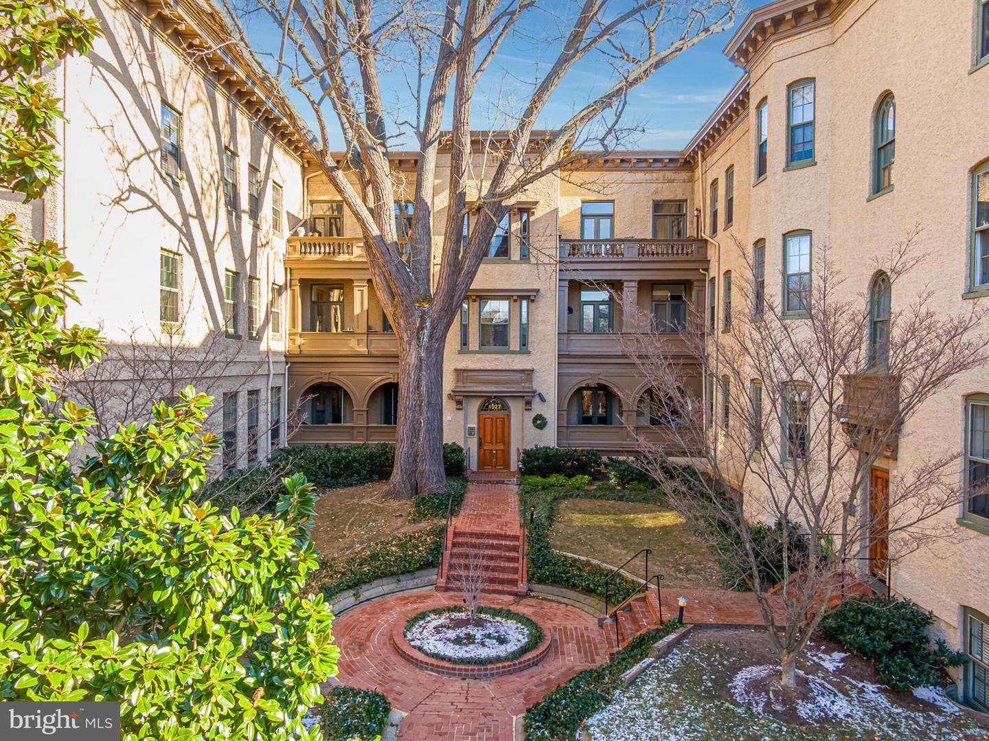 1517 30TH ST NW #C11, WASHINGTON, District Of Columbia 20007, 2 Bedrooms Bedrooms, 9 Rooms Rooms,2 BathroomsBathrooms,Residential,For sale,1517 30TH ST NW #C11,DCDC2241454 MLS # DCDC2241454