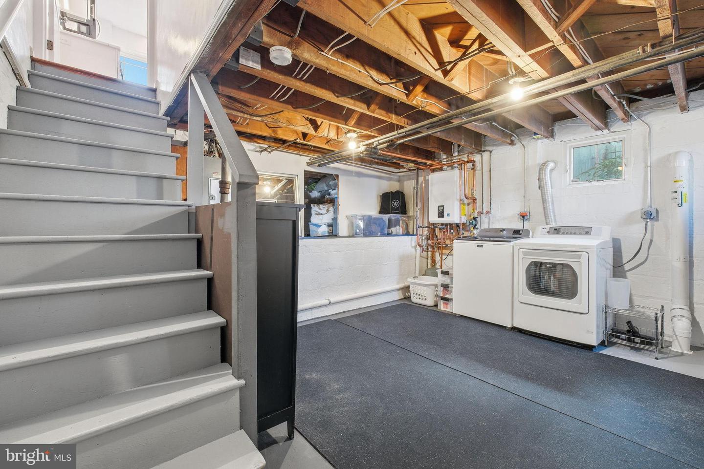 1120 POWHATAN ST, ALEXANDRIA, Virginia 22314, 2 Bedrooms Bedrooms, 8 Rooms Rooms,1 BathroomBathrooms,Residential,For sale,1120 POWHATAN ST,VAAX2053204 MLS # VAAX2053204