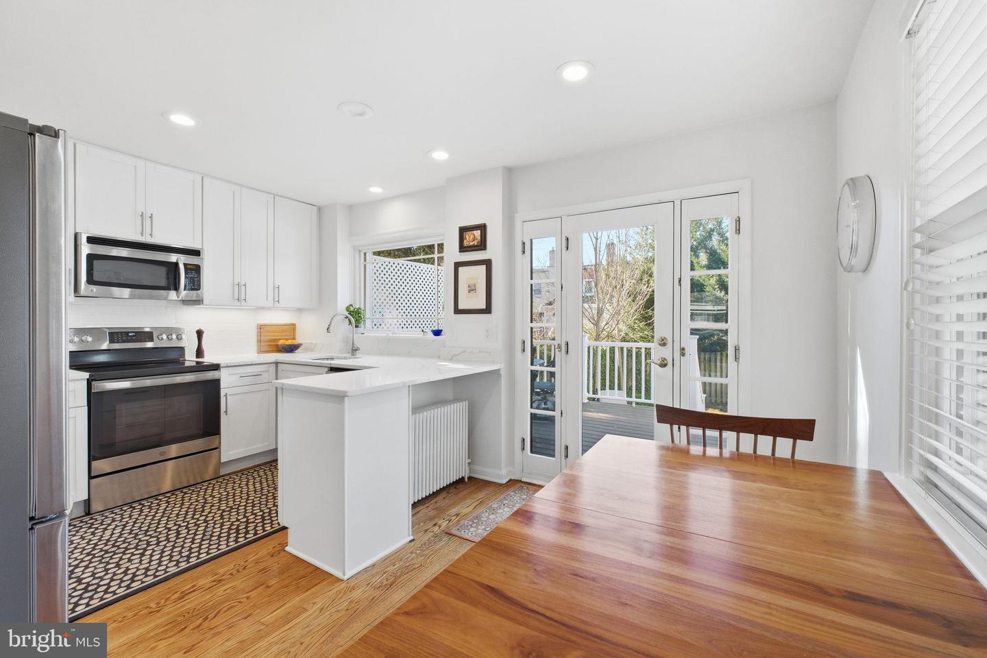 1120 POWHATAN ST, ALEXANDRIA, Virginia 22314, 2 Bedrooms Bedrooms, 8 Rooms Rooms,1 BathroomBathrooms,Residential,For sale,1120 POWHATAN ST,VAAX2053204 MLS # VAAX2053204