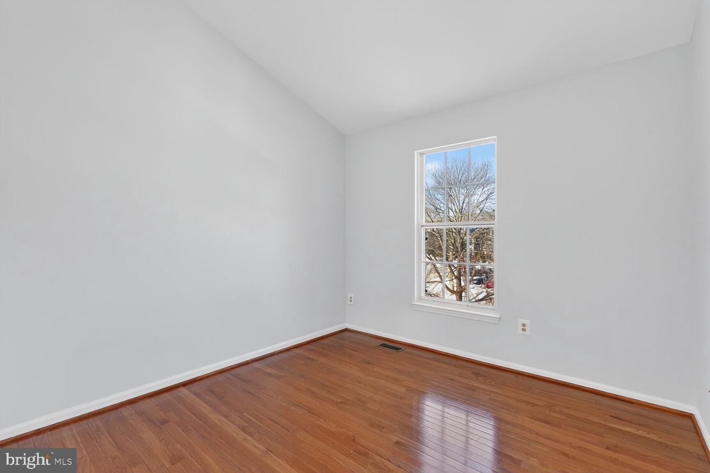 7000 GATTON SQ, ALEXANDRIA, Virginia 22315, 3 Bedrooms Bedrooms, ,3 BathroomsBathrooms,Residential,For sale,7000 GATTON SQ,VAFX2286176 MLS # VAFX2286176