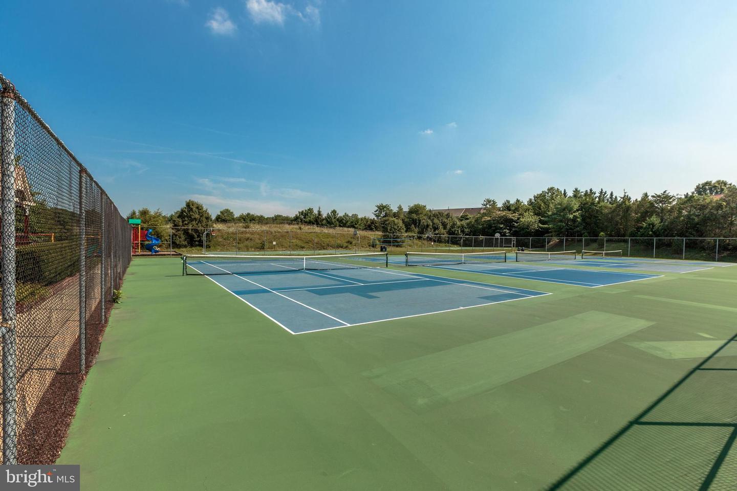 7000 GATTON SQ, ALEXANDRIA, Virginia 22315, 3 Bedrooms Bedrooms, ,3 BathroomsBathrooms,Residential,For sale,7000 GATTON SQ,VAFX2286176 MLS # VAFX2286176