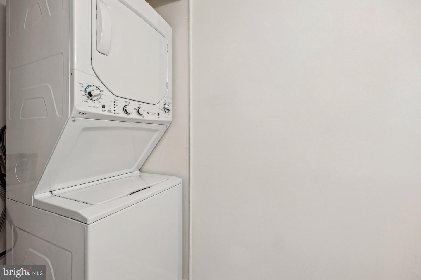 7598 GALES CT #102, MANASSAS, Virginia 20109, 2 Bedrooms Bedrooms, ,1 BathroomBathrooms,Residential,For sale,7598 GALES CT #102,VAPW2110650 MLS # VAPW2110650