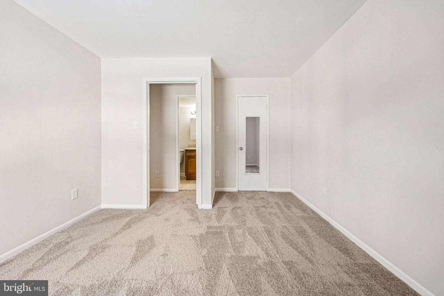 7598 GALES CT #102, MANASSAS, Virginia 20109, 2 Bedrooms Bedrooms, ,1 BathroomBathrooms,Residential,For sale,7598 GALES CT #102,VAPW2110650 MLS # VAPW2110650