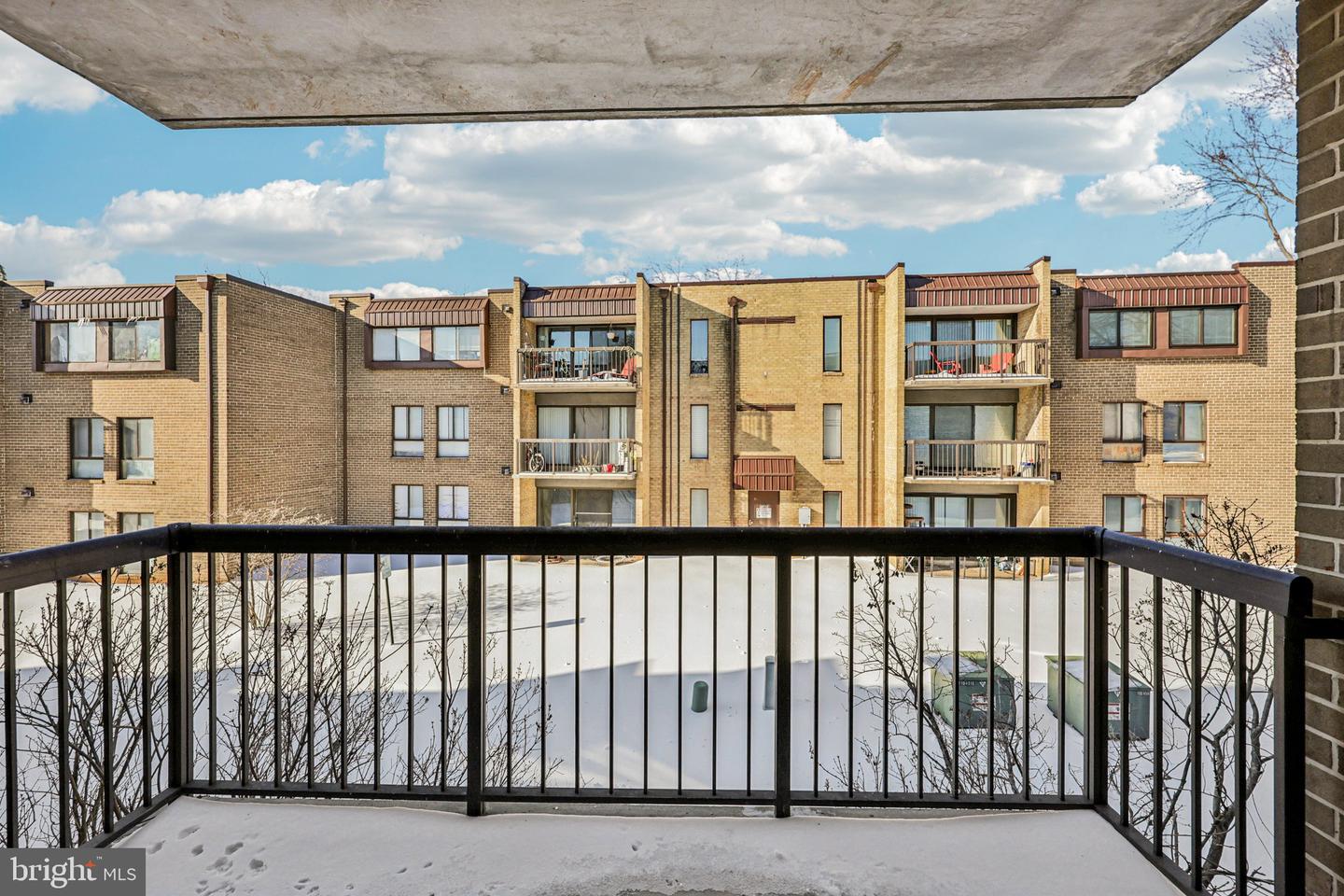 7598 GALES CT #102, MANASSAS, Virginia 20109, 2 Bedrooms Bedrooms, ,1 BathroomBathrooms,Residential,For sale,7598 GALES CT #102,VAPW2110650 MLS # VAPW2110650