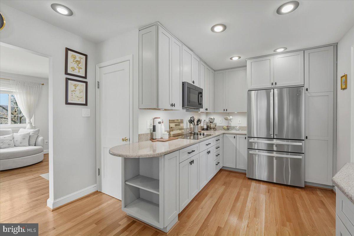 4015 HIRST DR, ANNANDALE, Virginia 22003, 4 Bedrooms Bedrooms, ,2 BathroomsBathrooms,Residential,For sale,4015 HIRST DR,VAFX2286040 MLS # VAFX2286040