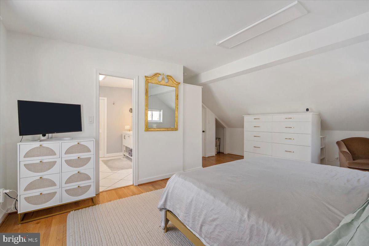 4015 HIRST DR, ANNANDALE, Virginia 22003, 4 Bedrooms Bedrooms, ,2 BathroomsBathrooms,Residential,For sale,4015 HIRST DR,VAFX2286040 MLS # VAFX2286040