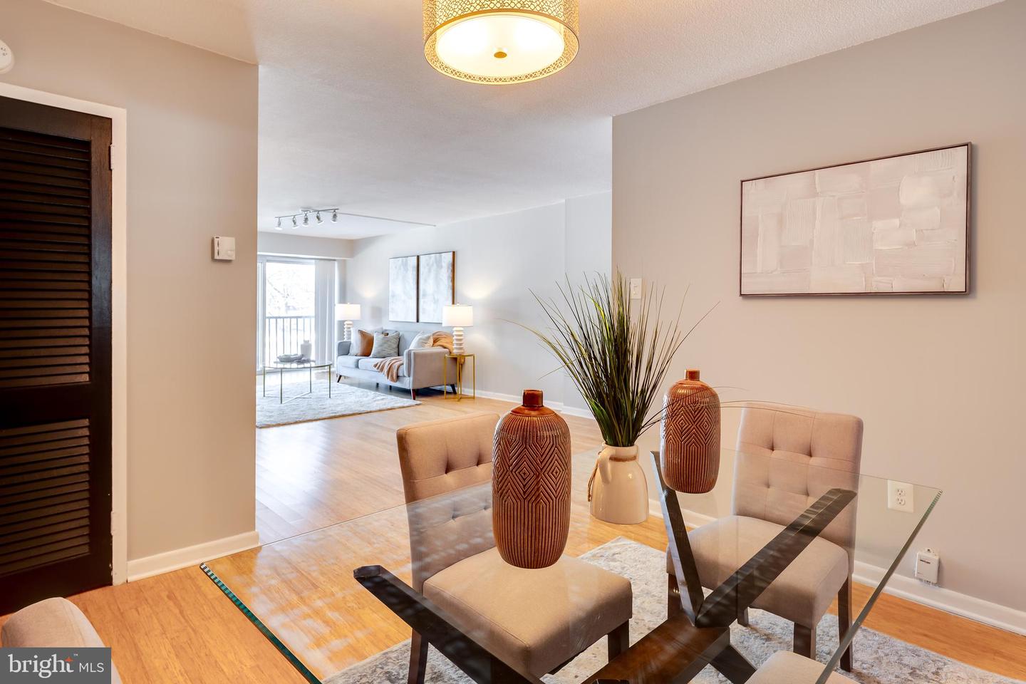 1300 ARMY NAVY DR #201, ARLINGTON, Virginia 22202, 1 Bedroom Bedrooms, ,1 BathroomBathrooms,Residential,For sale,1300 ARMY NAVY DR #201,VAAR2067774 MLS # VAAR2067774