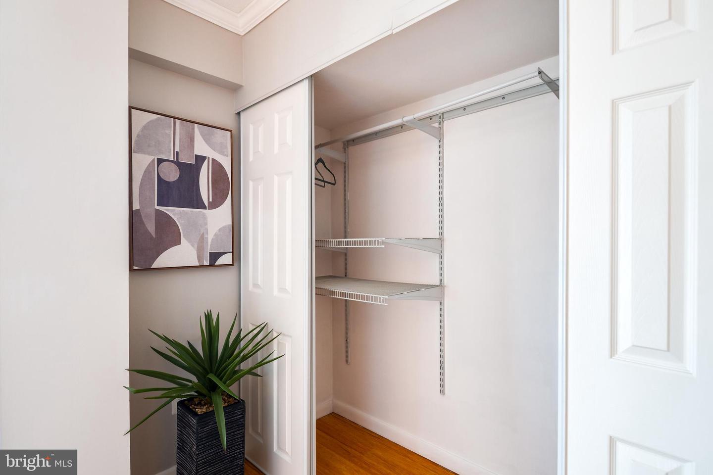 1300 ARMY NAVY DR #201, ARLINGTON, Virginia 22202, 1 Bedroom Bedrooms, ,1 BathroomBathrooms,Residential,For sale,1300 ARMY NAVY DR #201,VAAR2067774 MLS # VAAR2067774