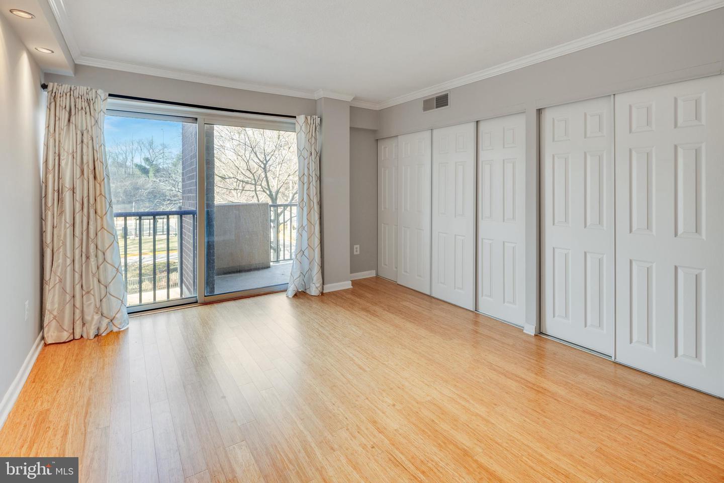 1300 ARMY NAVY DR #201, ARLINGTON, Virginia 22202, 1 Bedroom Bedrooms, ,1 BathroomBathrooms,Residential,For sale,1300 ARMY NAVY DR #201,VAAR2067774 MLS # VAAR2067774