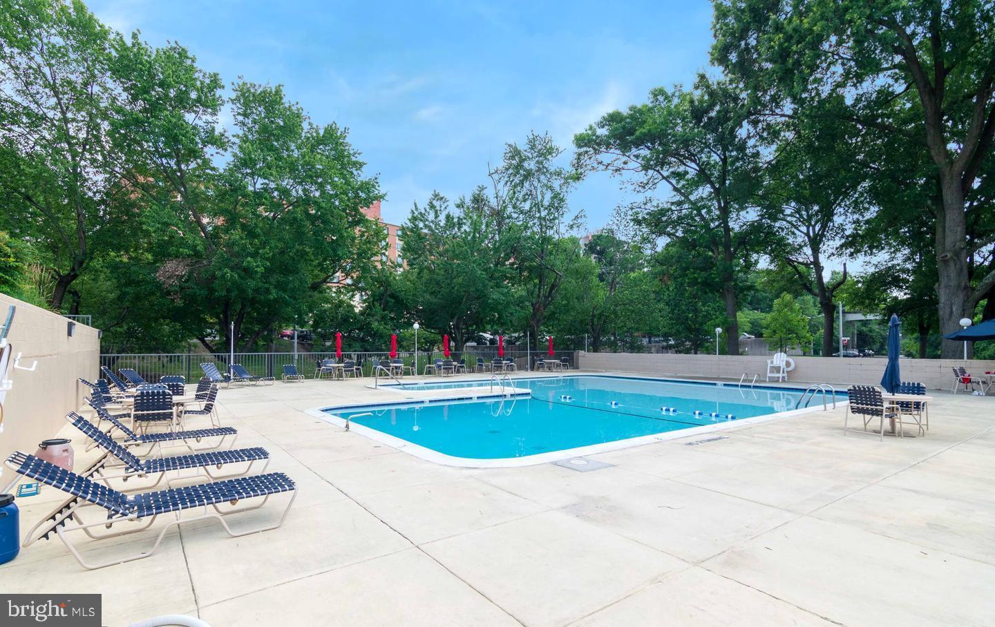 1300 ARMY NAVY DR #201, ARLINGTON, Virginia 22202, 1 Bedroom Bedrooms, ,1 BathroomBathrooms,Residential,For sale,1300 ARMY NAVY DR #201,VAAR2067774 MLS # VAAR2067774