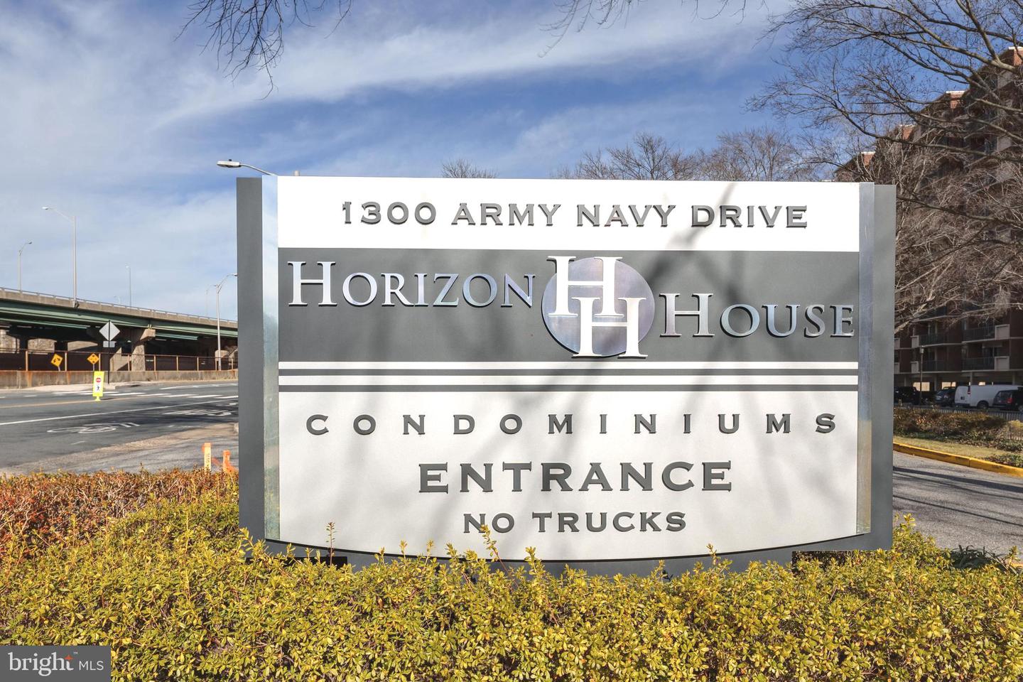 1300 ARMY NAVY DR #201, ARLINGTON, Virginia 22202, 1 Bedroom Bedrooms, ,1 BathroomBathrooms,Residential,For sale,1300 ARMY NAVY DR #201,VAAR2067774 MLS # VAAR2067774