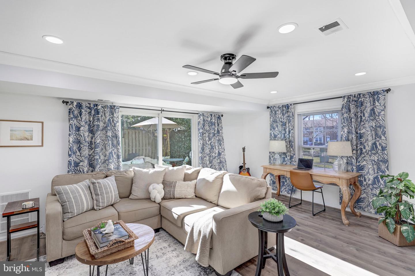 5625 INDEPENDENCE CIR, ALEXANDRIA, Virginia 22312, 2 Bedrooms Bedrooms, ,2 BathroomsBathrooms,Residential,For sale,5625 INDEPENDENCE CIR,VAFX2285830 MLS # VAFX2285830