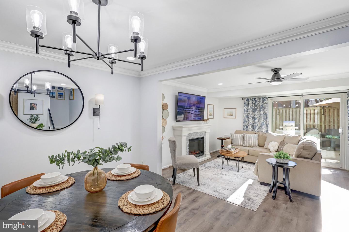 5625 INDEPENDENCE CIR, ALEXANDRIA, Virginia 22312, 2 Bedrooms Bedrooms, ,2 BathroomsBathrooms,Residential,For sale,5625 INDEPENDENCE CIR,VAFX2285830 MLS # VAFX2285830