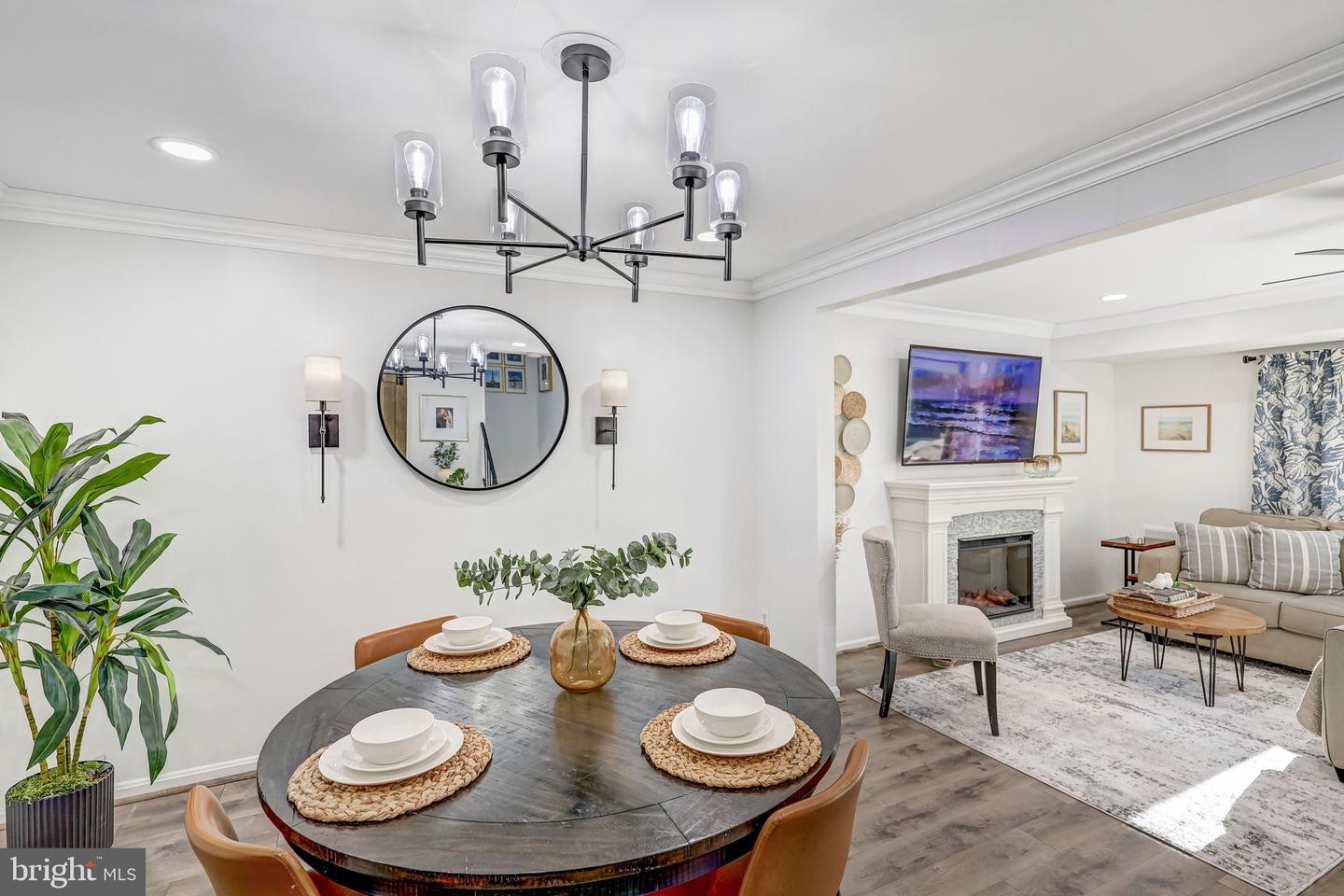 5625 INDEPENDENCE CIR, ALEXANDRIA, Virginia 22312, 2 Bedrooms Bedrooms, ,2 BathroomsBathrooms,Residential,For sale,5625 INDEPENDENCE CIR,VAFX2285830 MLS # VAFX2285830