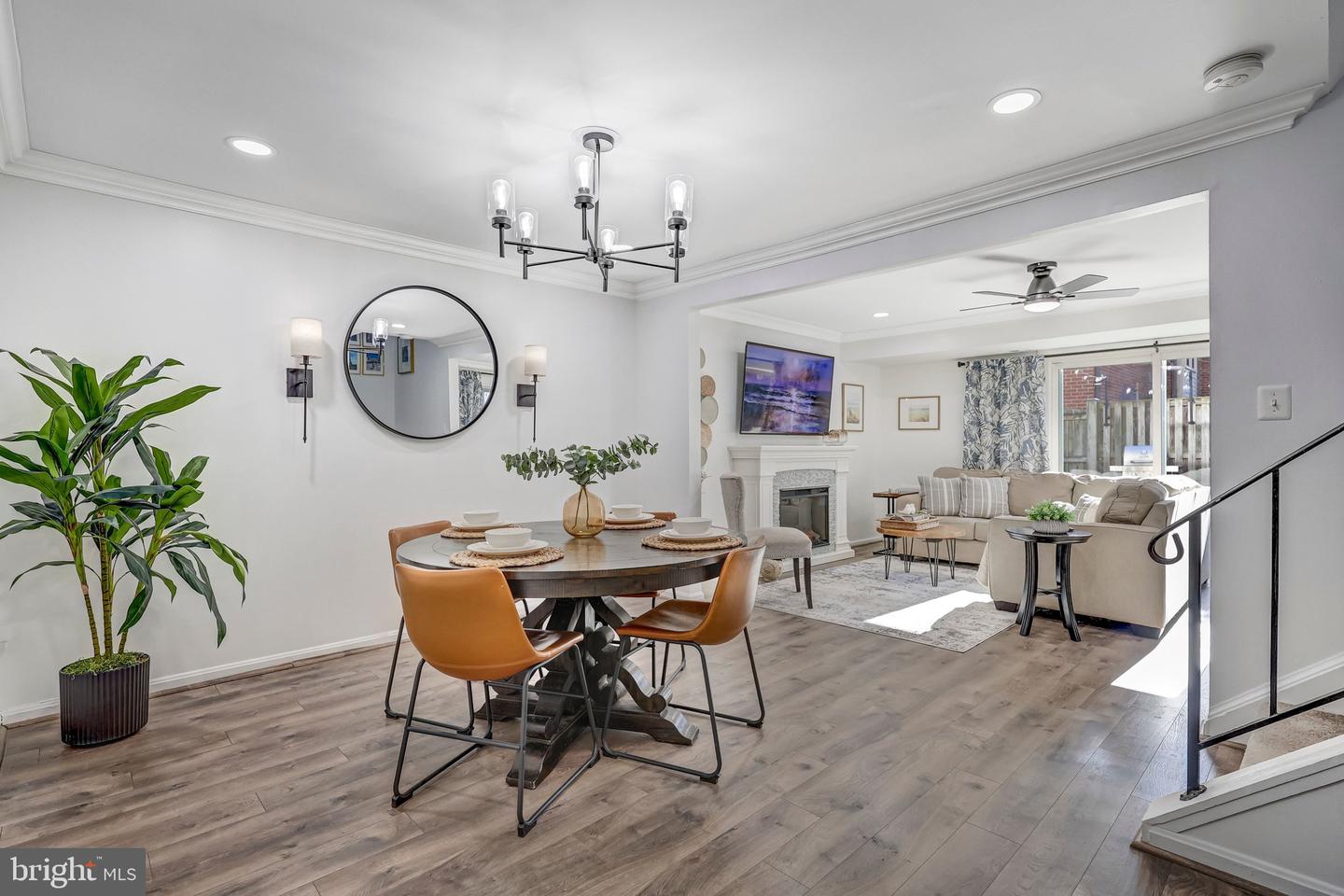 5625 INDEPENDENCE CIR, ALEXANDRIA, Virginia 22312, 2 Bedrooms Bedrooms, ,2 BathroomsBathrooms,Residential,For sale,5625 INDEPENDENCE CIR,VAFX2285830 MLS # VAFX2285830