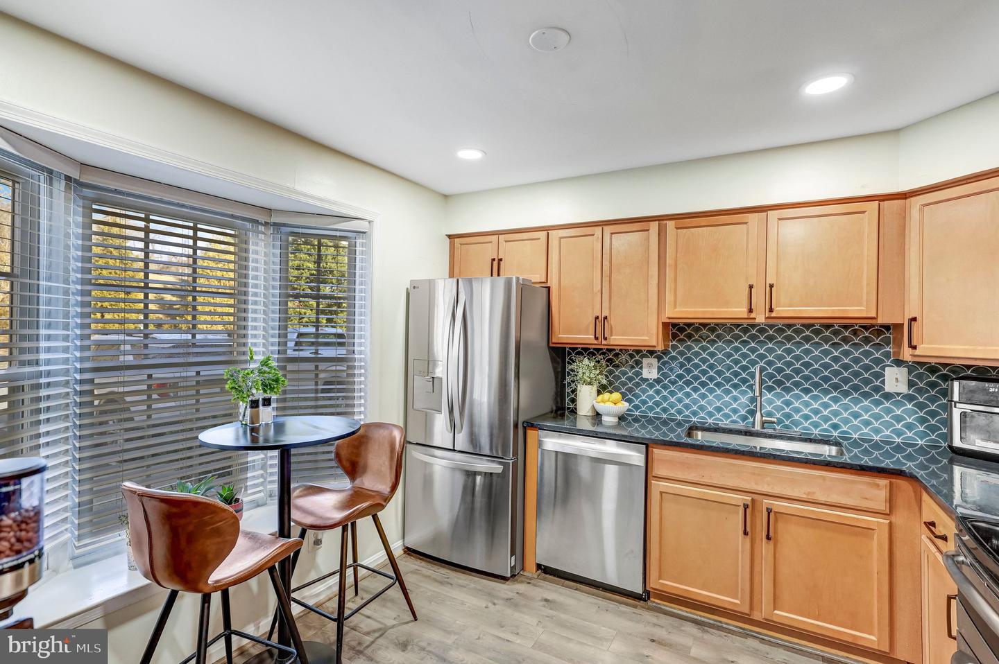 5625 INDEPENDENCE CIR, ALEXANDRIA, Virginia 22312, 2 Bedrooms Bedrooms, ,2 BathroomsBathrooms,Residential,For sale,5625 INDEPENDENCE CIR,VAFX2285830 MLS # VAFX2285830