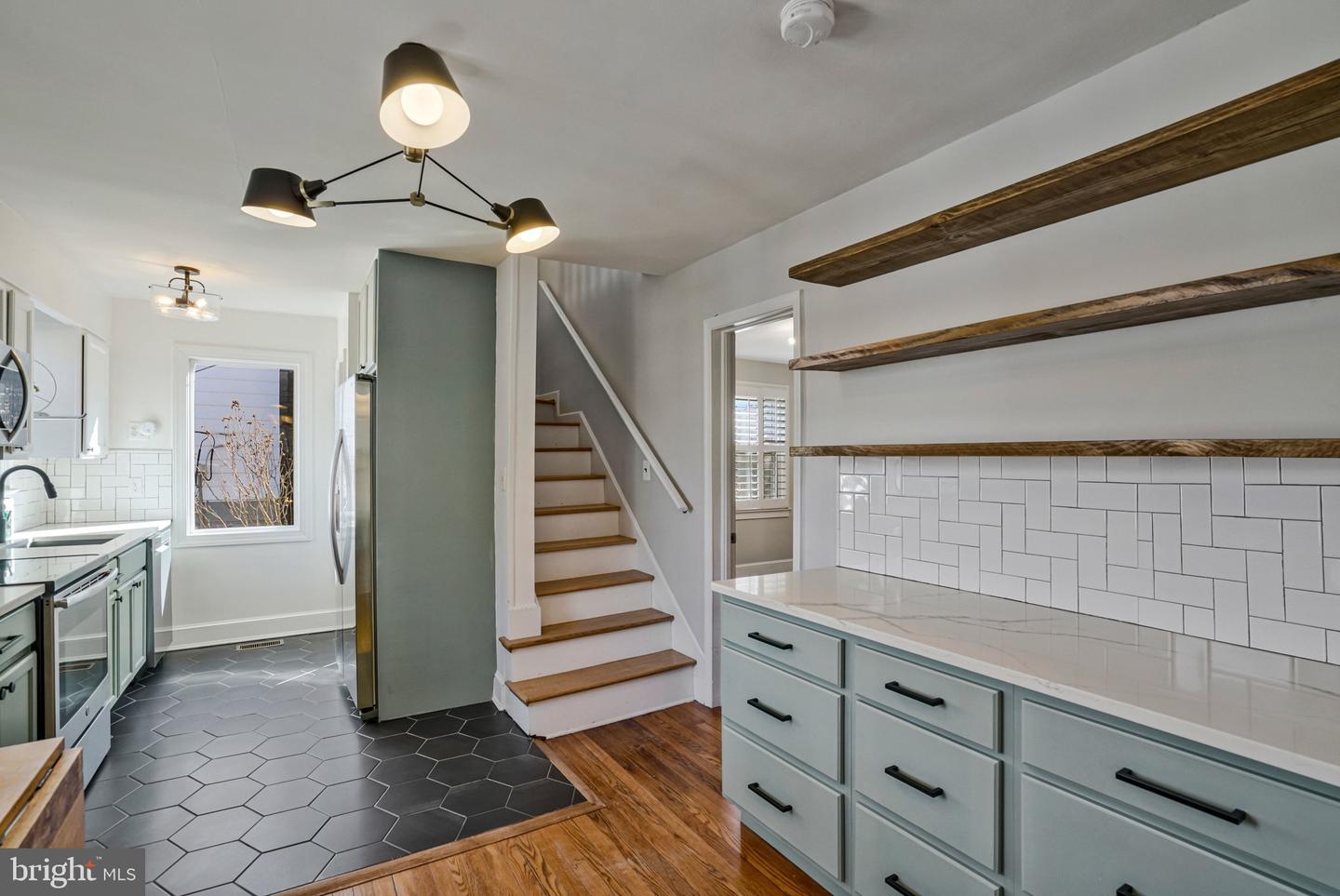 4140 21ST RD N, ARLINGTON, Virginia 22207, 3 Bedrooms Bedrooms, ,2 BathroomsBathrooms,Residential,For sale,4140 21ST RD N,VAAR2067778 MLS # VAAR2067778