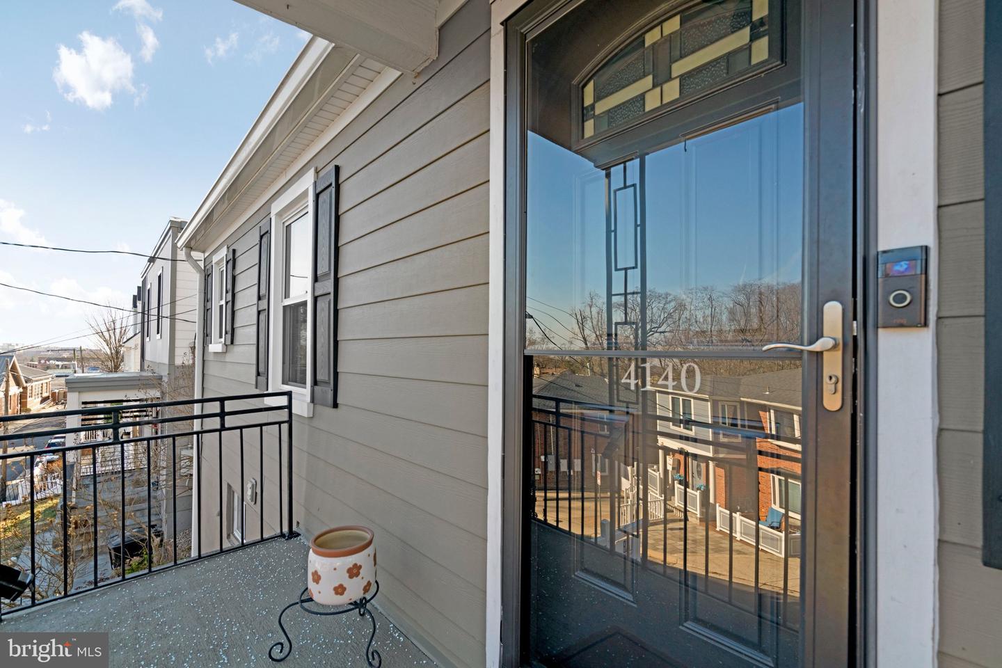 4140 21ST RD N, ARLINGTON, Virginia 22207, 3 Bedrooms Bedrooms, ,2 BathroomsBathrooms,Residential,For sale,4140 21ST RD N,VAAR2067778 MLS # VAAR2067778