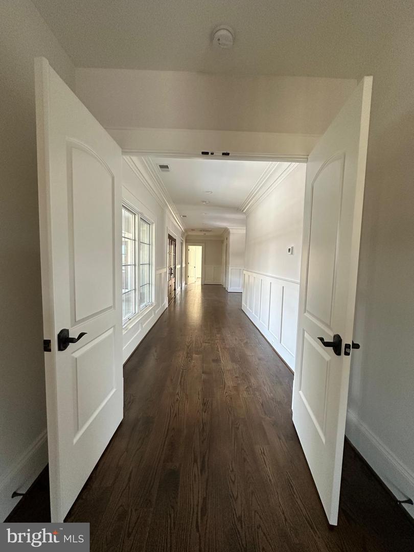 4147 OLD COLUMBIA PIKE, ANNANDALE, Virginia 22003, 6 Bedrooms Bedrooms, ,6 BathroomsBathrooms,Residential,For sale,4147 OLD COLUMBIA PIKE,VAFX2285884 MLS # VAFX2285884