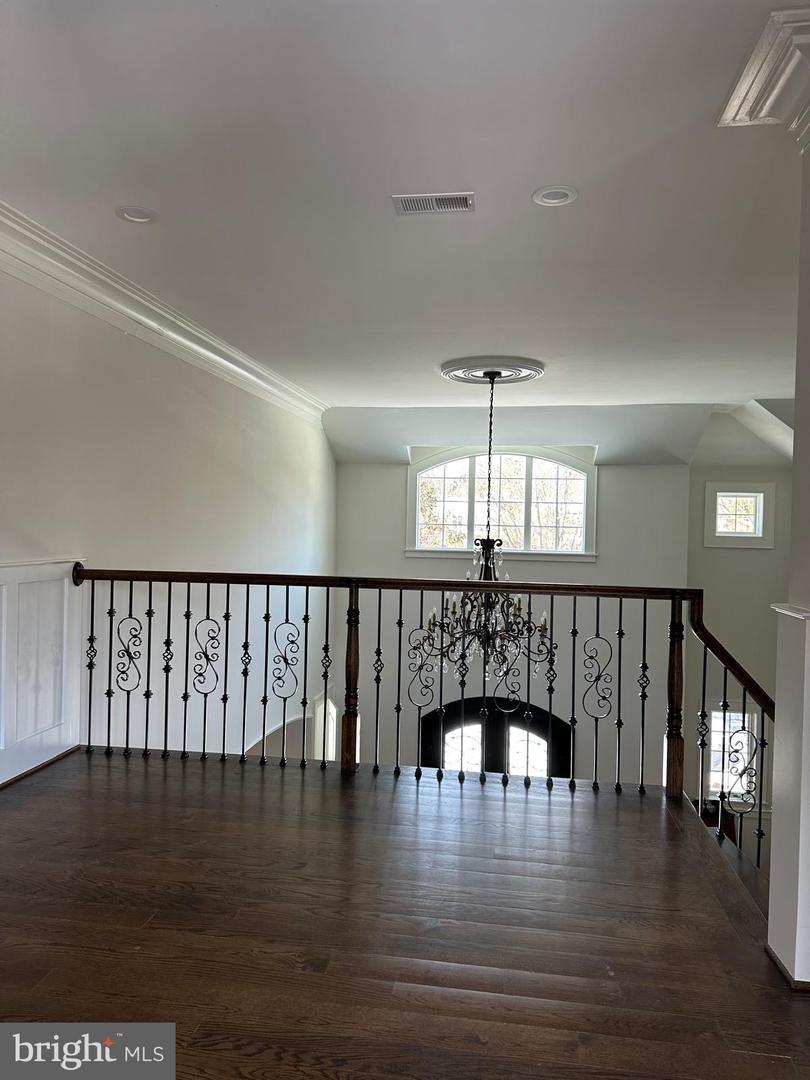 4147 OLD COLUMBIA PIKE, ANNANDALE, Virginia 22003, 6 Bedrooms Bedrooms, ,6 BathroomsBathrooms,Residential,For sale,4147 OLD COLUMBIA PIKE,VAFX2285884 MLS # VAFX2285884