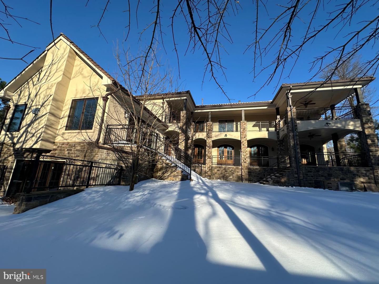 4147 OLD COLUMBIA PIKE, ANNANDALE, Virginia 22003, 6 Bedrooms Bedrooms, ,6 BathroomsBathrooms,Residential,For sale,4147 OLD COLUMBIA PIKE,VAFX2285884 MLS # VAFX2285884