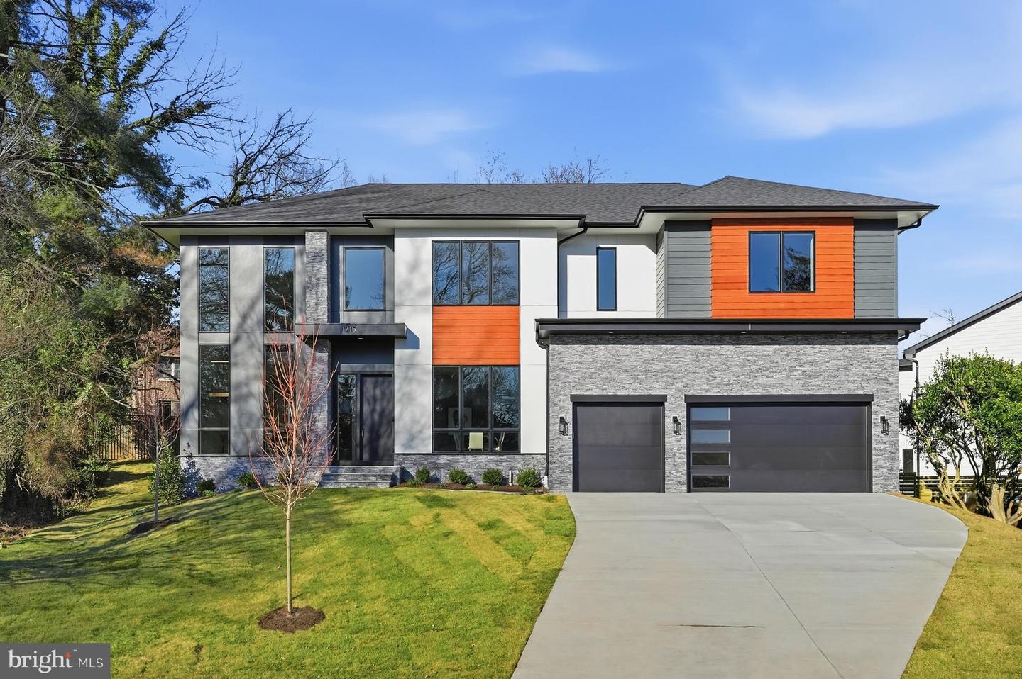 1715 MAXWELL CT, MCLEAN, Virginia 22101, 7 Bedrooms Bedrooms, ,7 BathroomsBathrooms,Residential,For sale,1715 MAXWELL CT,VAFX2285900 MLS # VAFX2285900