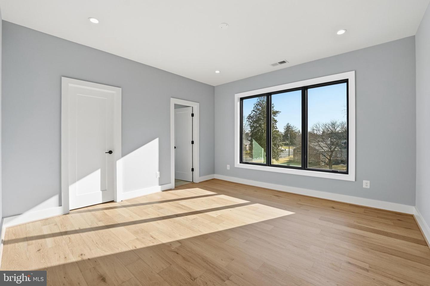 1715 MAXWELL CT, MCLEAN, Virginia 22101, 7 Bedrooms Bedrooms, ,7 BathroomsBathrooms,Residential,For sale,1715 MAXWELL CT,VAFX2285900 MLS # VAFX2285900