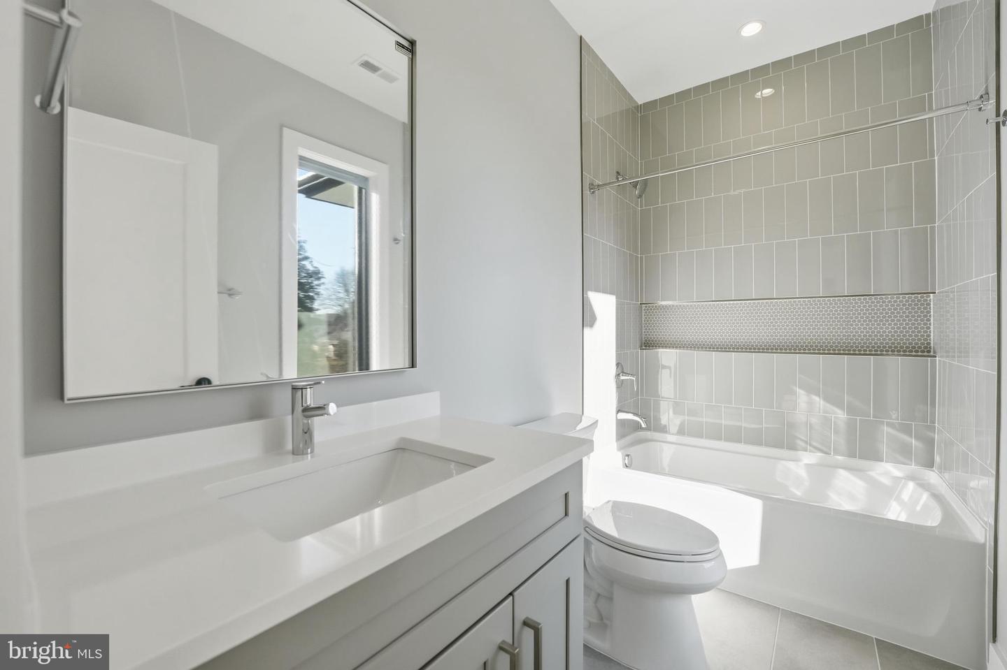 1715 MAXWELL CT, MCLEAN, Virginia 22101, 7 Bedrooms Bedrooms, ,7 BathroomsBathrooms,Residential,For sale,1715 MAXWELL CT,VAFX2285900 MLS # VAFX2285900