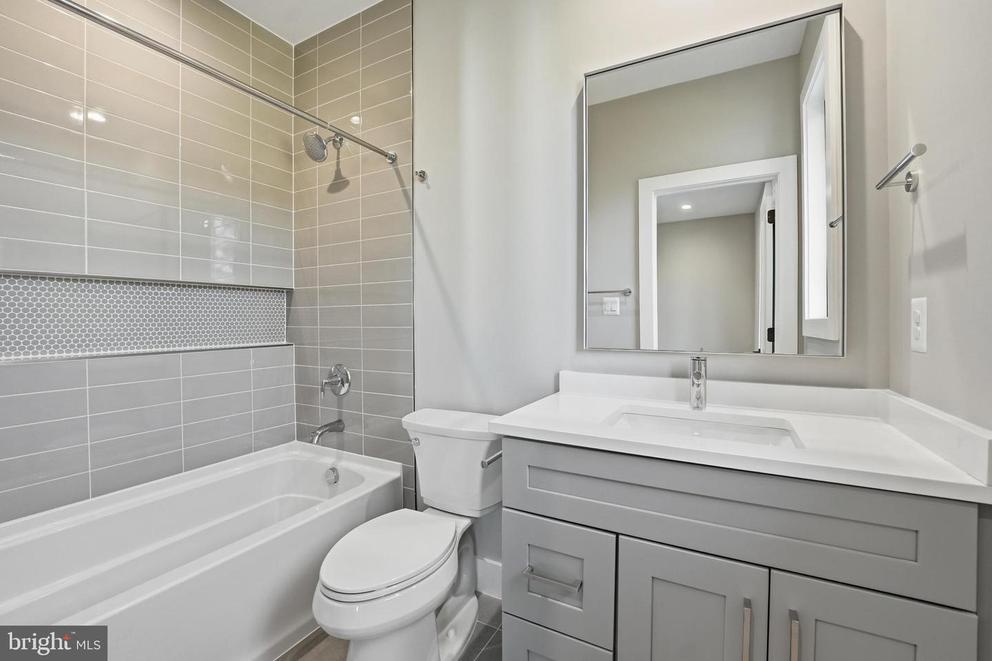 1715 MAXWELL CT, MCLEAN, Virginia 22101, 7 Bedrooms Bedrooms, ,7 BathroomsBathrooms,Residential,For sale,1715 MAXWELL CT,VAFX2285900 MLS # VAFX2285900