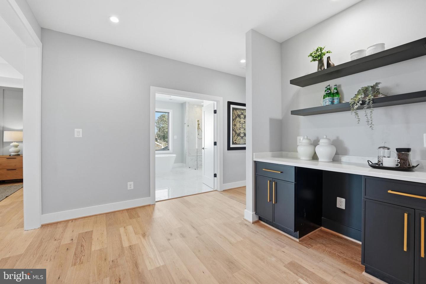 1715 MAXWELL CT, MCLEAN, Virginia 22101, 7 Bedrooms Bedrooms, ,7 BathroomsBathrooms,Residential,For sale,1715 MAXWELL CT,VAFX2285900 MLS # VAFX2285900