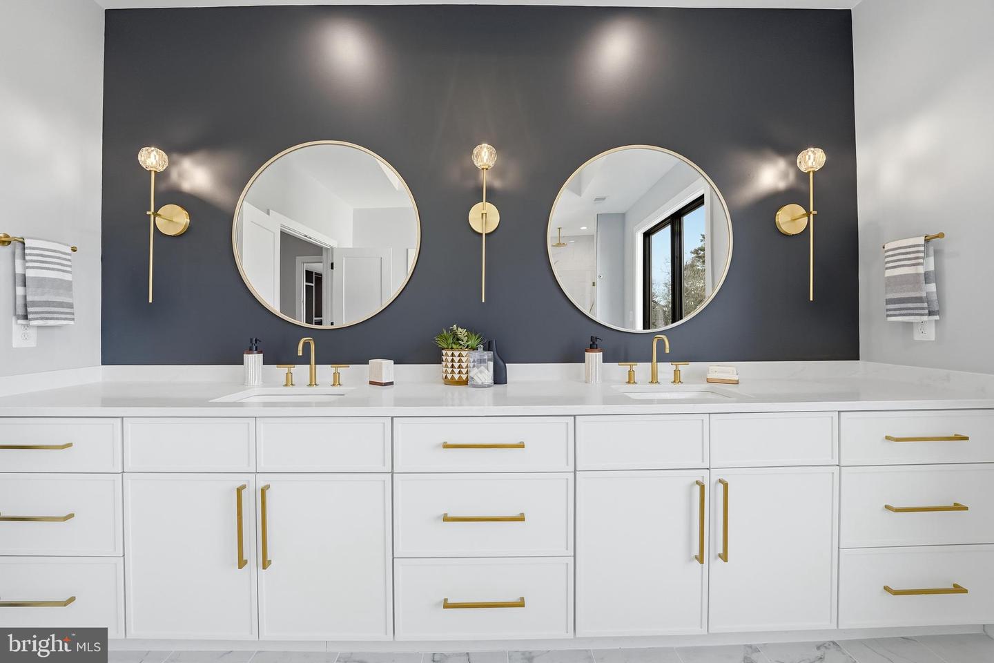 1715 MAXWELL CT, MCLEAN, Virginia 22101, 7 Bedrooms Bedrooms, ,7 BathroomsBathrooms,Residential,For sale,1715 MAXWELL CT,VAFX2285900 MLS # VAFX2285900