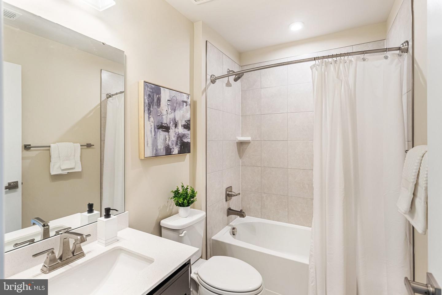 11363 WHEELER RIDGE DR, MANASSAS, Virginia 20109, 4 Bedrooms Bedrooms, ,3 BathroomsBathrooms,Residential,For sale,11363 WHEELER RIDGE DR,VAPW2110602 MLS # VAPW2110602