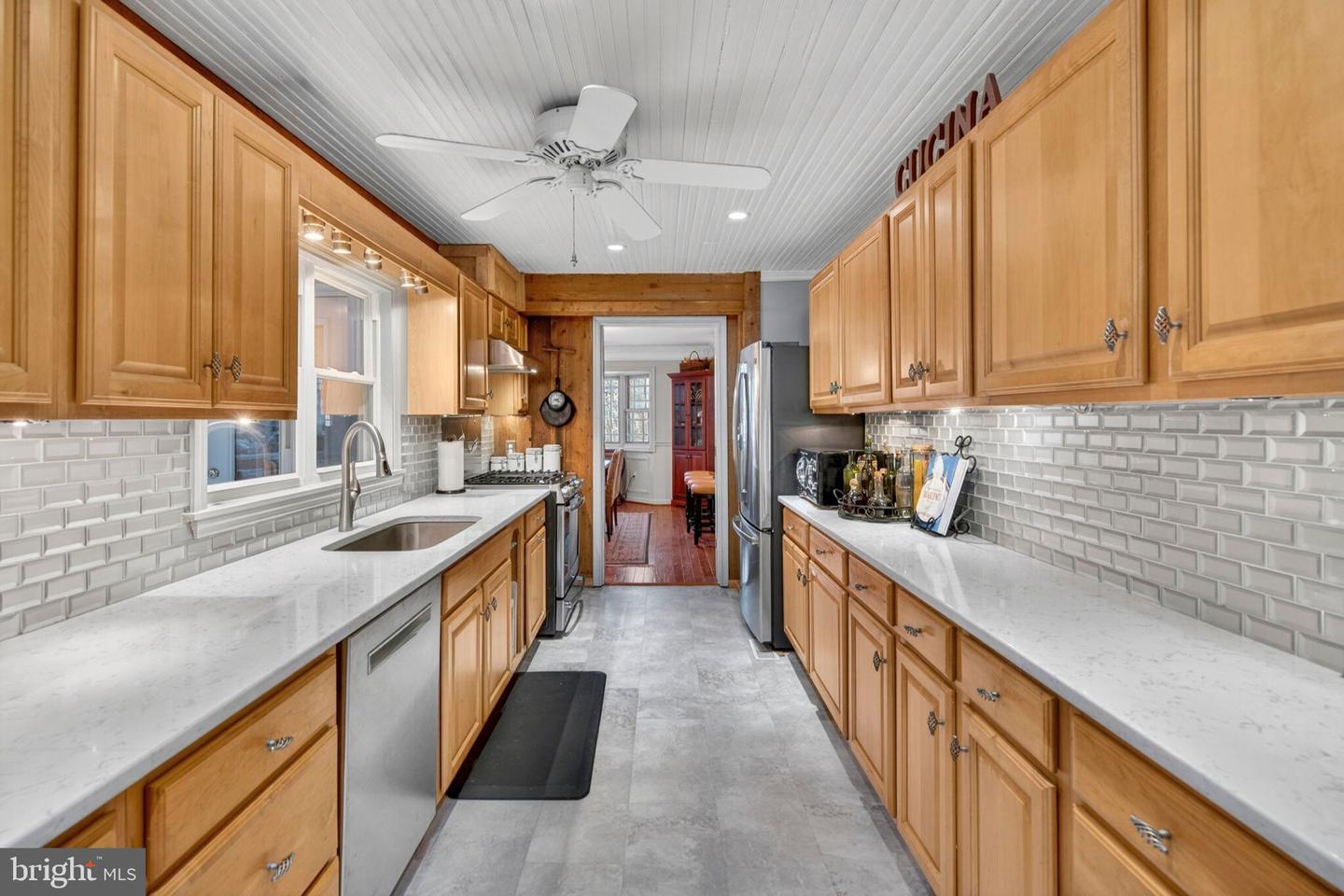 2062 JEWELL HOLLOW RD, LURAY, Virginia 22835, 4 Bedrooms Bedrooms, ,3 BathroomsBathrooms,Residential,For sale,2062 JEWELL HOLLOW RD,VAPA2005898 MLS # VAPA2005898