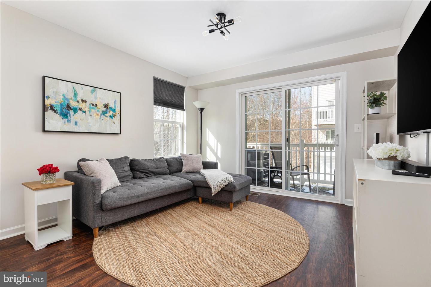 14810 MASON CREEK CIR, WOODBRIDGE, Virginia 22191, 2 Bedrooms Bedrooms, ,2 BathroomsBathrooms,Residential,For sale,14810 MASON CREEK CIR,VAPW2110682 MLS # VAPW2110682