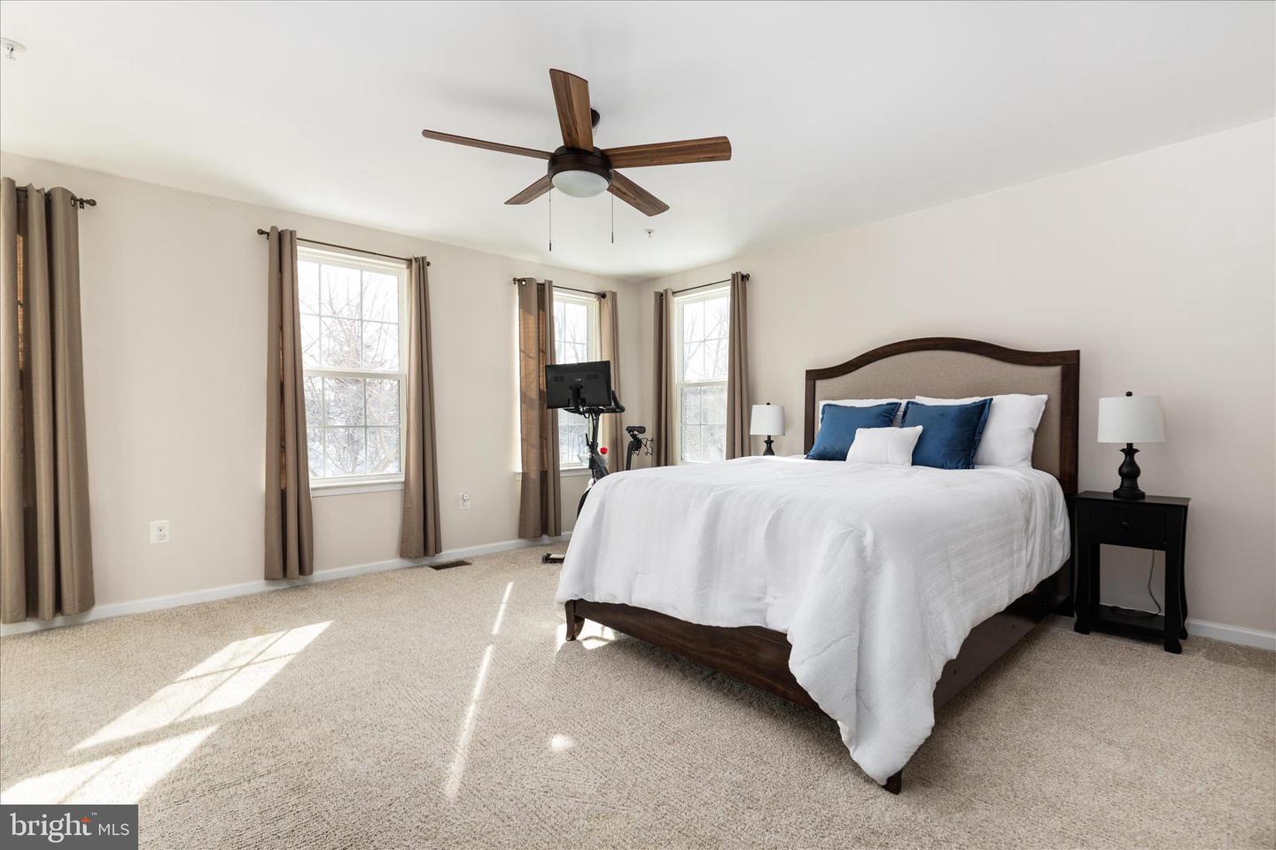 14810 MASON CREEK CIR, WOODBRIDGE, Virginia 22191, 2 Bedrooms Bedrooms, ,2 BathroomsBathrooms,Residential,For sale,14810 MASON CREEK CIR,VAPW2110682 MLS # VAPW2110682