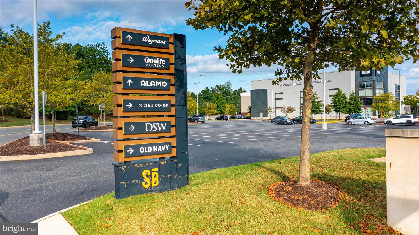 14810 MASON CREEK CIR, WOODBRIDGE, Virginia 22191, 2 Bedrooms Bedrooms, ,2 BathroomsBathrooms,Residential,For sale,14810 MASON CREEK CIR,VAPW2110682 MLS # VAPW2110682