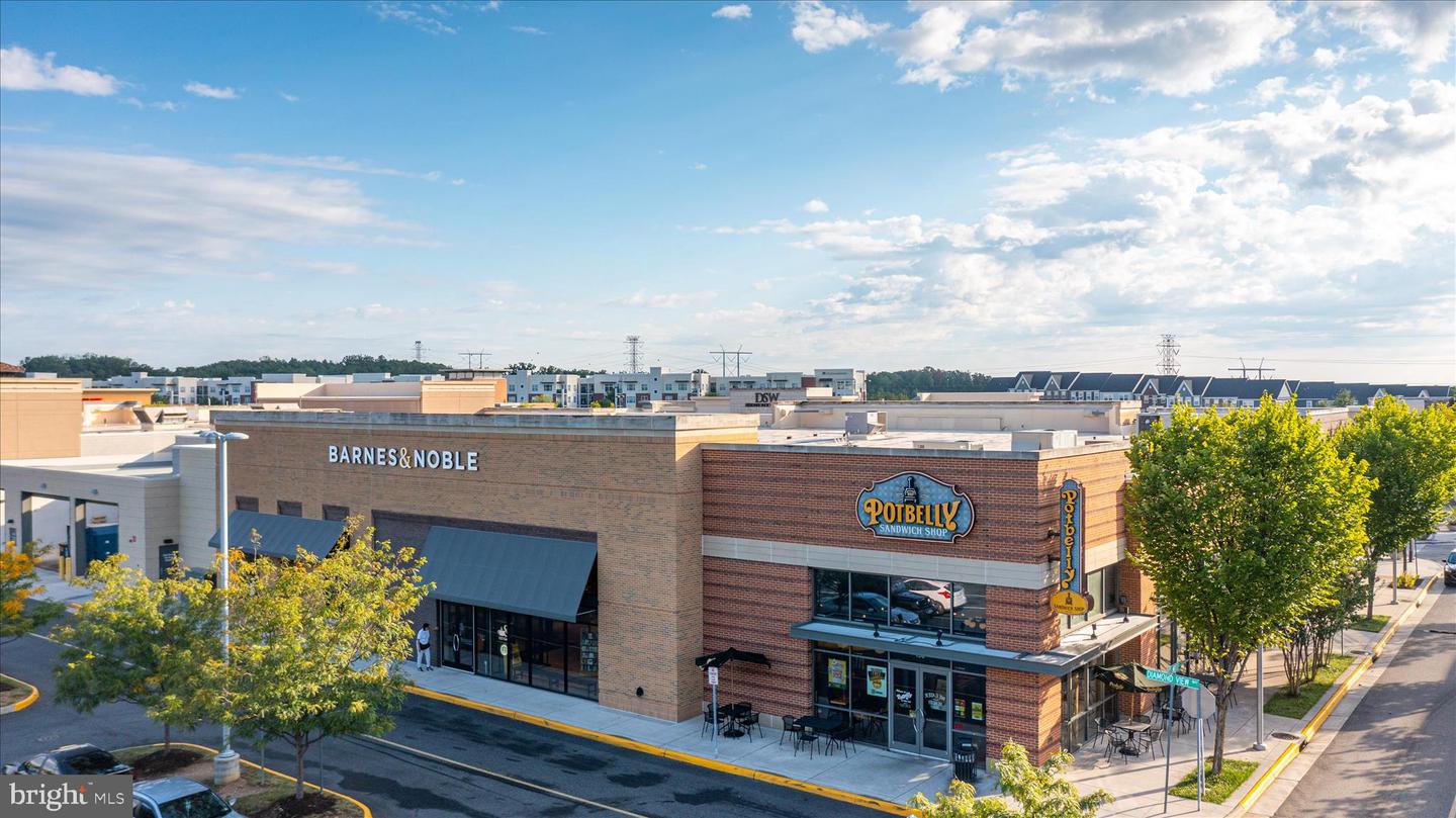 14810 MASON CREEK CIR, WOODBRIDGE, Virginia 22191, 2 Bedrooms Bedrooms, ,2 BathroomsBathrooms,Residential,For sale,14810 MASON CREEK CIR,VAPW2110682 MLS # VAPW2110682