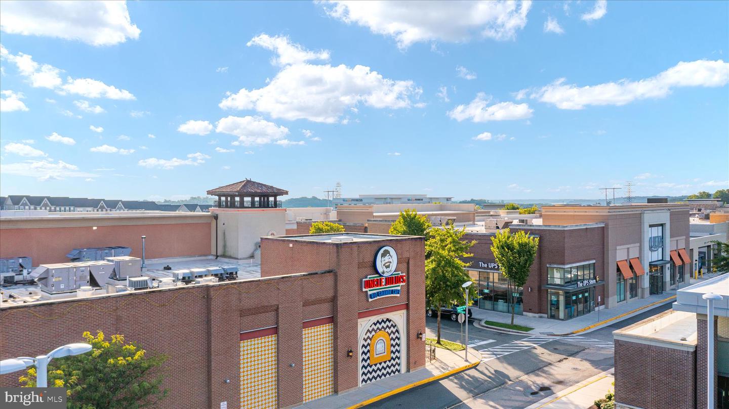 14810 MASON CREEK CIR, WOODBRIDGE, Virginia 22191, 2 Bedrooms Bedrooms, ,2 BathroomsBathrooms,Residential,For sale,14810 MASON CREEK CIR,VAPW2110682 MLS # VAPW2110682