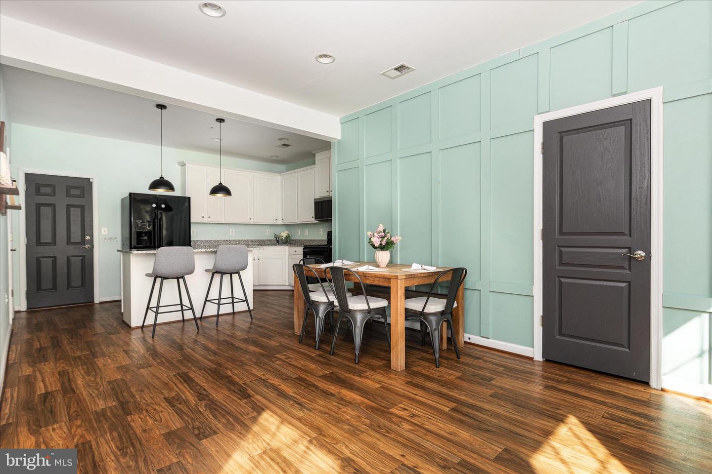 14810 MASON CREEK CIR, WOODBRIDGE, Virginia 22191, 2 Bedrooms Bedrooms, ,2 BathroomsBathrooms,Residential,For sale,14810 MASON CREEK CIR,VAPW2110682 MLS # VAPW2110682