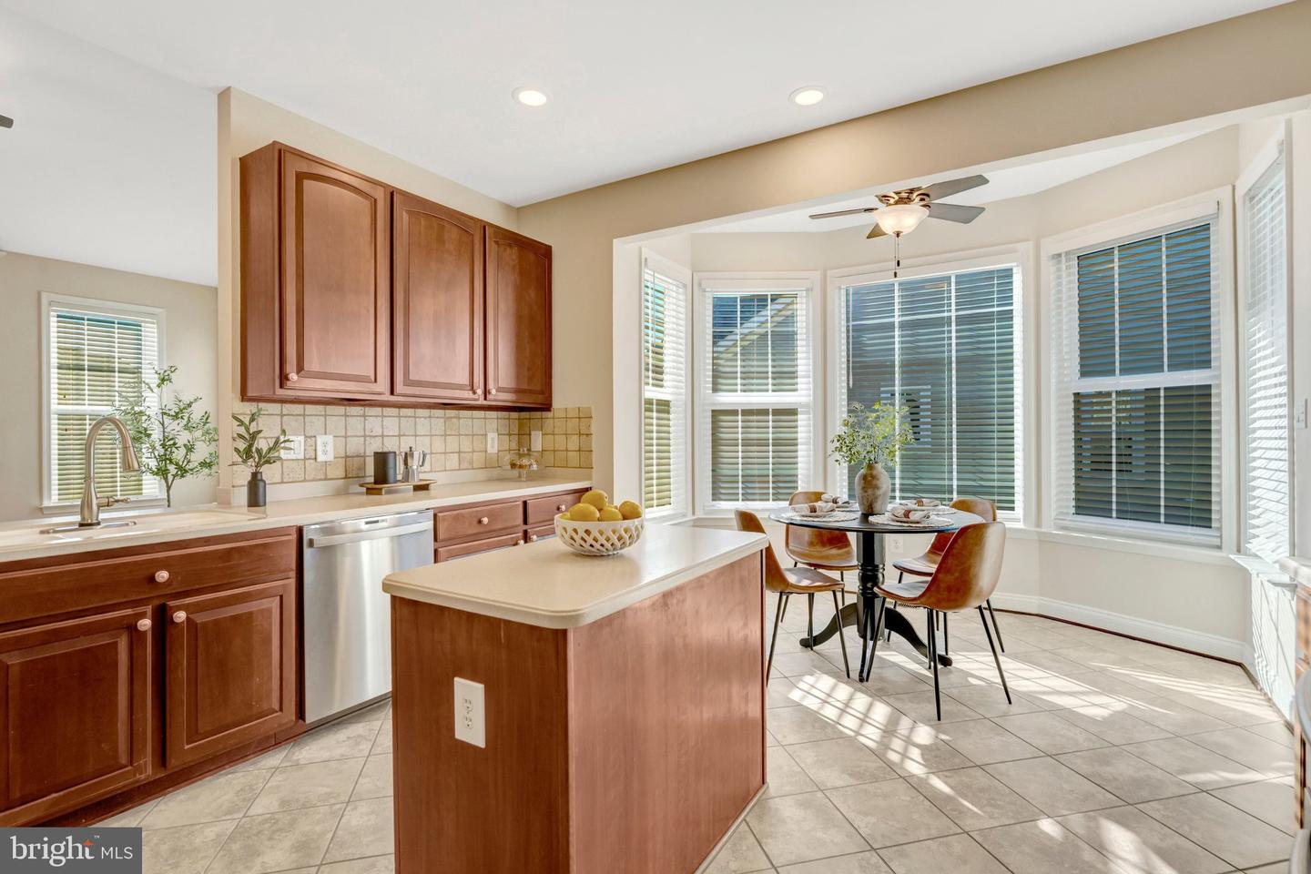 6331 AVINGTON PL, GAINESVILLE, Virginia 20155, 3 Bedrooms Bedrooms, ,3 BathroomsBathrooms,Residential,For sale,6331 AVINGTON PL,VAPW2110704 MLS # VAPW2110704