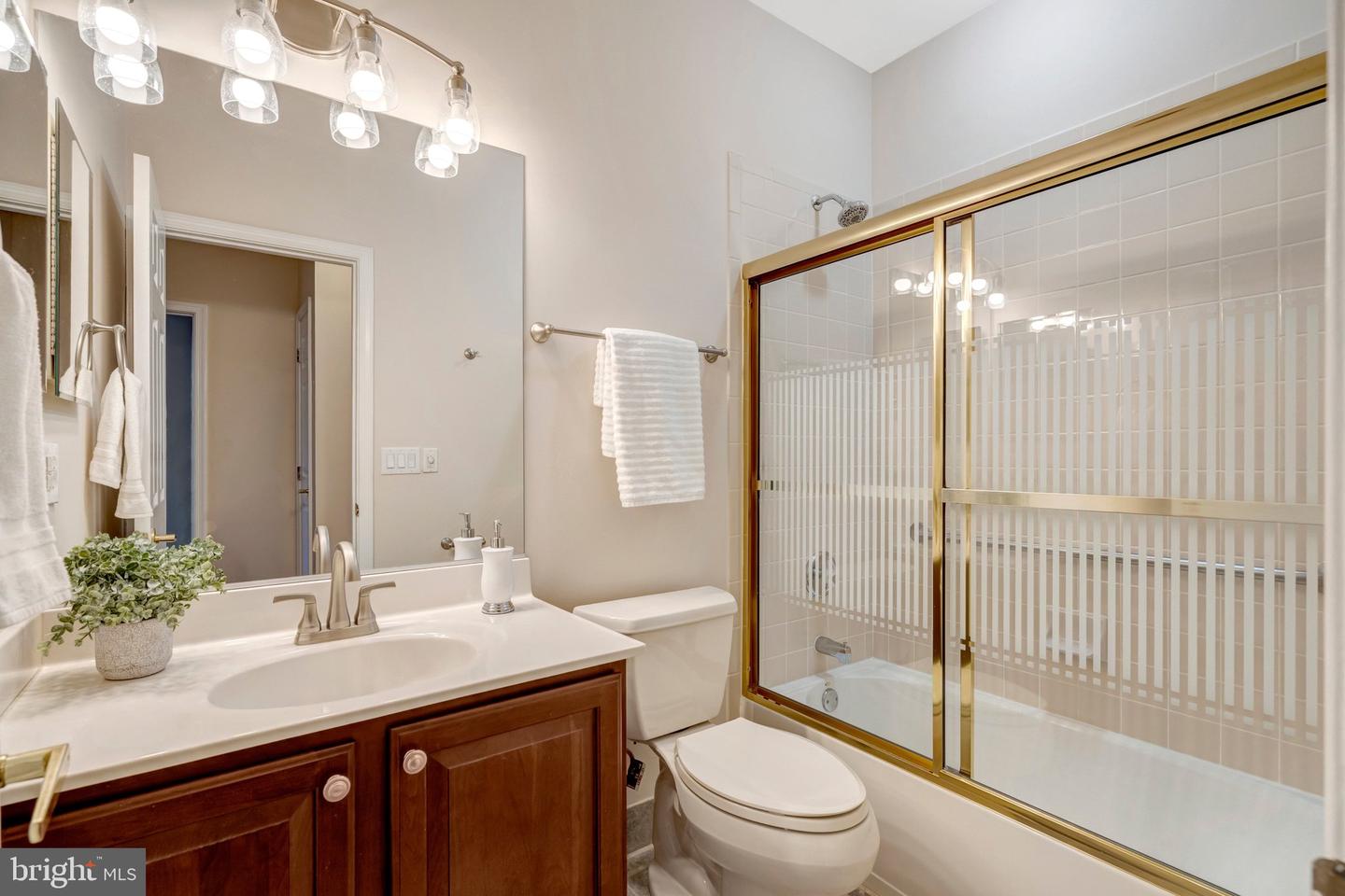 6331 AVINGTON PL, GAINESVILLE, Virginia 20155, 3 Bedrooms Bedrooms, ,3 BathroomsBathrooms,Residential,For sale,6331 AVINGTON PL,VAPW2110704 MLS # VAPW2110704