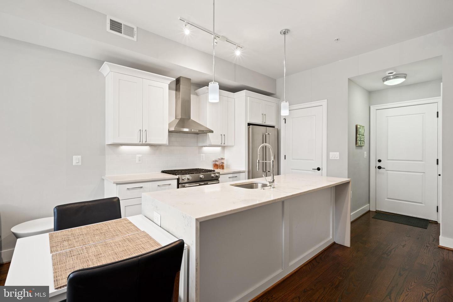 4126 8TH ST NW #2, WASHINGTON, District Of Columbia 20011, 2 Bedrooms Bedrooms, ,2 BathroomsBathrooms,Residential,For sale,4126 8TH ST NW #2,DCDC2241930 MLS # DCDC2241930