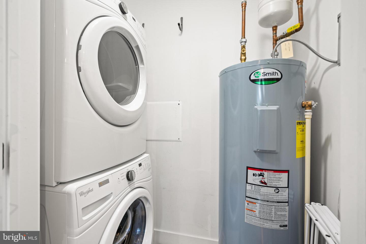 4126 8TH ST NW #2, WASHINGTON, District Of Columbia 20011, 2 Bedrooms Bedrooms, ,2 BathroomsBathrooms,Residential,For sale,4126 8TH ST NW #2,DCDC2241930 MLS # DCDC2241930