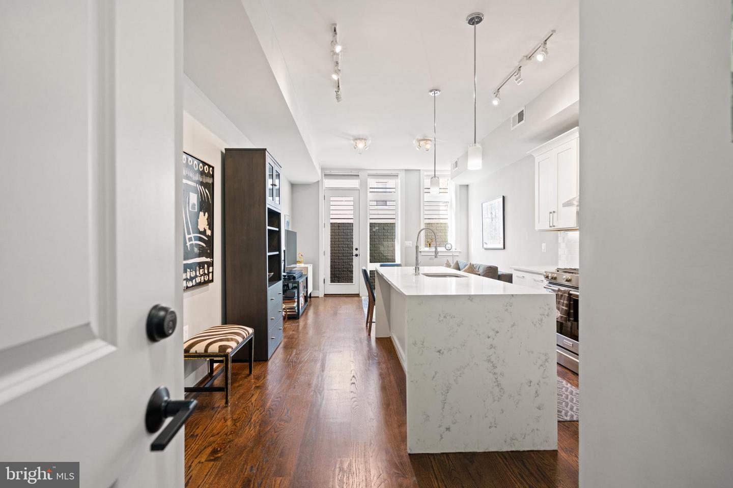 4126 8TH ST NW #2, WASHINGTON, District Of Columbia 20011, 2 Bedrooms Bedrooms, ,2 BathroomsBathrooms,Residential,For sale,4126 8TH ST NW #2,DCDC2241930 MLS # DCDC2241930