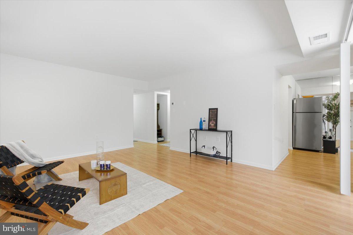 1427 NORTHGATE SQ #27/22B, RESTON, Virginia 20190, 2 Bedrooms Bedrooms, 7 Rooms Rooms,2 BathroomsBathrooms,Residential,For sale,1427 NORTHGATE SQ #27/22B,VAFX2286244 MLS # VAFX2286244