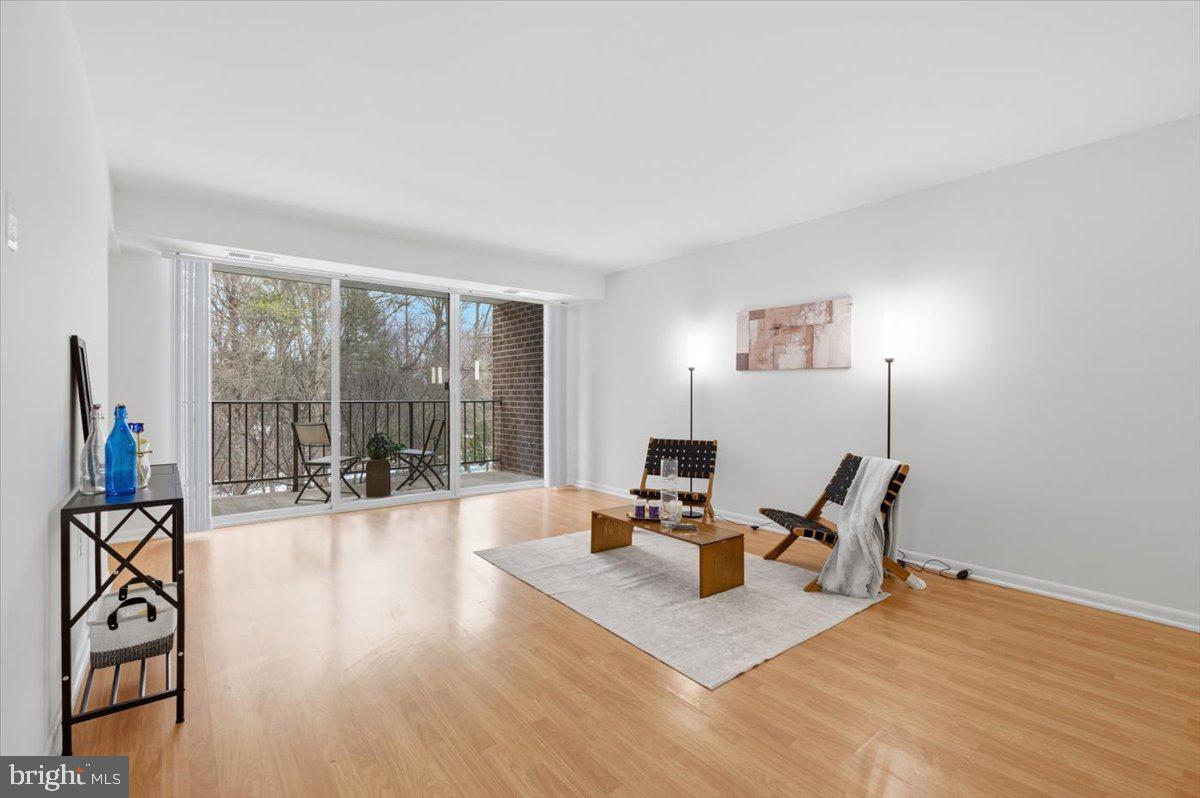 1427 NORTHGATE SQ #27/22B, RESTON, Virginia 20190, 2 Bedrooms Bedrooms, 7 Rooms Rooms,2 BathroomsBathrooms,Residential,For sale,1427 NORTHGATE SQ #27/22B,VAFX2286244 MLS # VAFX2286244